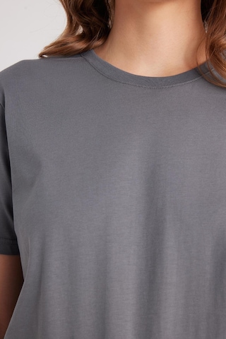 Tudors Kadın Slim Fit Dar Kesim %100 Pamuk Yumuşak Dokulu Gri Bisiklet Yaka Tişört-37849 Gri