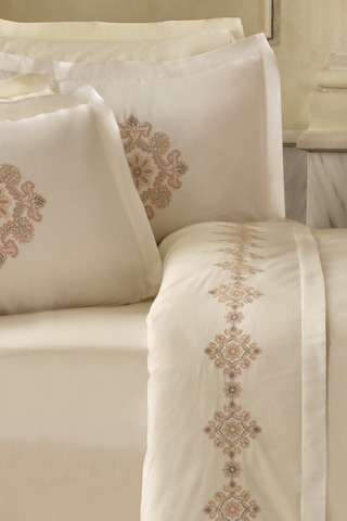 Karaca Home Kelsey Nakışlı %100 Pamuk Çift Kişilik Nevresim Takımı Beyaz Beyaz