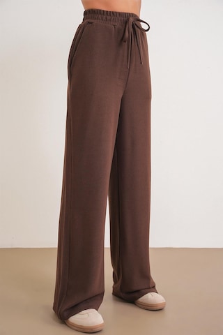 4757 Kadın Lastikli Bol Paça Örme Dökümlü Selanik Pantalon Kahve Kahve