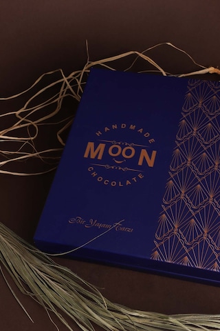 Moon Chocolate Special Handmade Dolgulu Çikolata 25'li