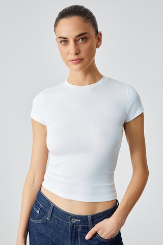Grimelange HOPEWELL  Kadın Yuvarlak Yaka Örme Slim Fit Beyaz T-Shirt