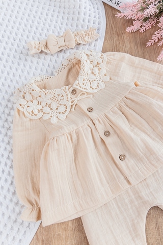 Güpür Yakalı Önden Düğmeli 3'lü Müslin Kız Bebek Hastane Çıkışı Bebek Takım