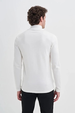 Cazador Slim Fit Viskon Karışımlı Premium Yarım Balıkçı Kazak-30310 Beyaz