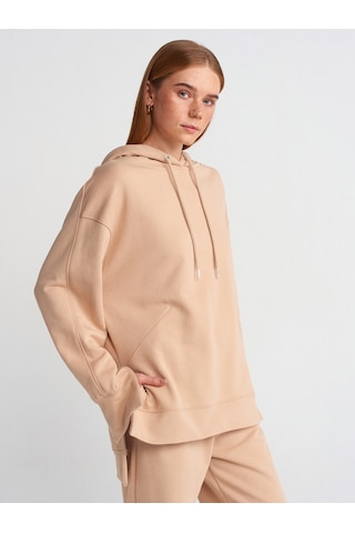 Dilvin 40403 Dikiş Esprili Yırtmaçlı Sweat Camel