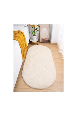 Krem Oval Post Halı Kesme Yolluk Peluş Yumuşak Kaymaz Dot Taban