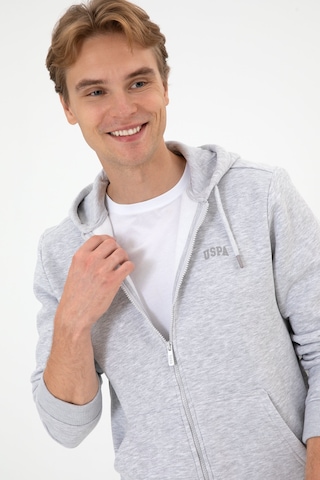 U.S. Polo Assn. Erkek Regular Fit Açık Gri Şardonlu Örme Hırka 50313755-VR001