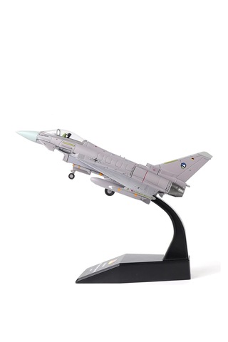 Maket Uçaklar-typhoon Savaş Uçağı Ebat:1/100 17 17 6,5 Cm .