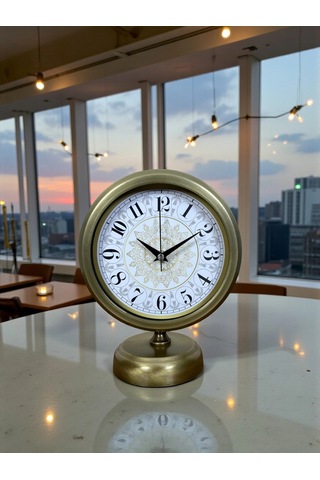 Eskitme Motifli 25 X 20 Cm Metal Masa Saati Çok Renkli