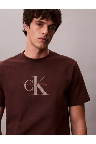 Erkek Normal Kesim Yuvarlak Yakalı Ck Logo Baskılı Pamuklu Kısa Kollu Kahverengi T-shirt Kahverengi