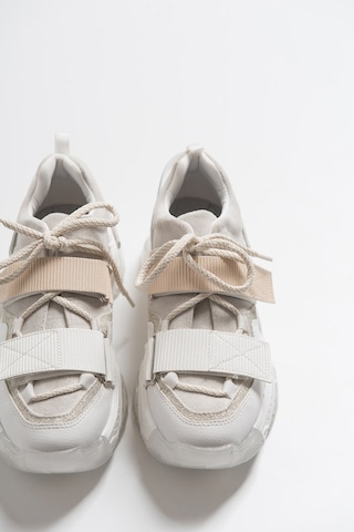 Luvishoes Luvi Shoes Lulen Beyaz Beyaz Rugan Sim Yazılı Cırtlı Kadın Spor Sneakers Beyaz