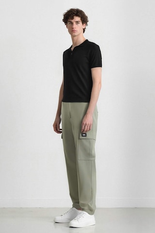 DeFacto Relax Fit Rahat Kesim Yazlık Pantolon Kargo Cepli Düz Paça D5967AX25SPKH442