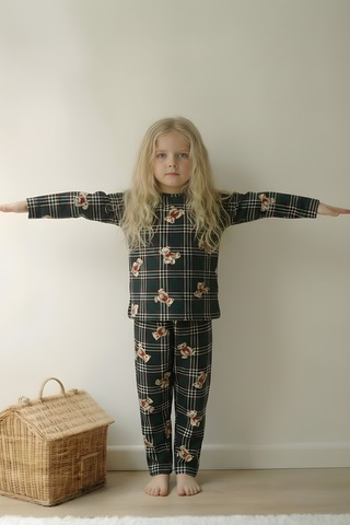 Esila Kids Kız Çocuk Pijama Takımı Uzun Kollu Ayıcık Desenli Yeşil