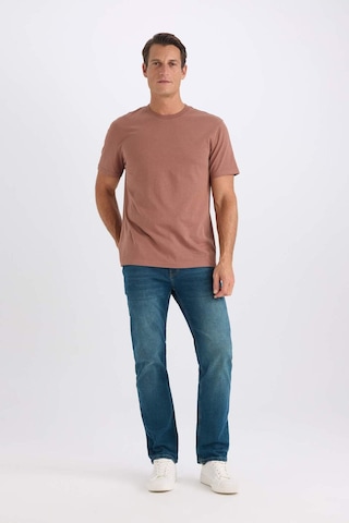 DeFacto %100 Pamuk New Regular Fit Bisiklet Yaka Basic Düz Kısa Kollu Tişört V7699AZ25SPBN307
