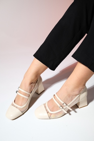 Luvishoes Scots Krem Kadın Kalın Topuklu Ayakkabı Krem