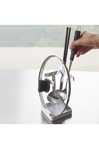 Yaleker Beyaz Demir Pot Kapağı Rakiği - Üstü Yatık Spatula/sakset Tutucu, Su Toplama Tankı, Mutfak Alan Tasarrufu, Dayanıklı, Boyut: W10 D12 H15 Cm A Modeli Diğer