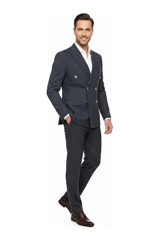 İtalyan Kesim Lacivert Kruvaze Takım Elbise Modern Slim Fit Çizgili Kumaş Detaylı Lacivert