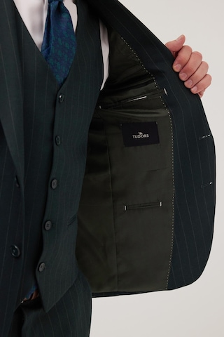 Tudors Erkek Slim Fit Haki Esnek Likralı Kumaş Sivri Yaka Yelekli Takım Elbise-41297 Haki