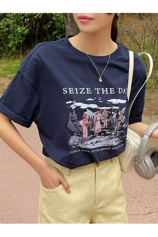 Flood Of Style Kadın Lacivert Seize The Day Baskılı Oversize T-shirt