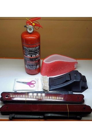 Trafik Seti Üçgen Yönetmeliğe Uygun Üçgen Trafik Seti