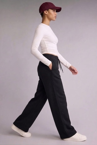 Soft&Basic Kadın Beli Bağcıklı Düz Paça Cepli Rahat Jogger Flare Fit Eşofman Altı Siyah