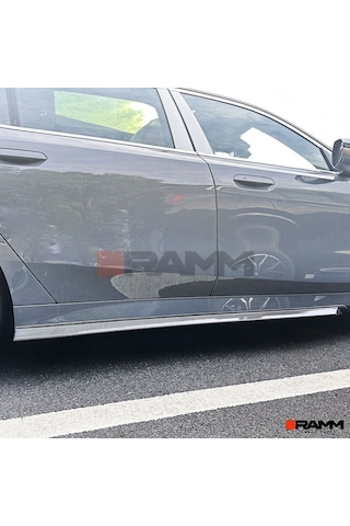 Bmw G60 Yan Marşbiyel Etek Sağ-sol Parlak Karbon