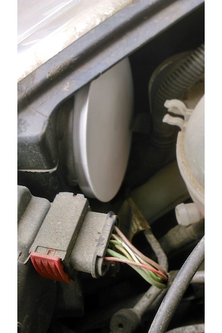 Peugeot 207 Far Kapak