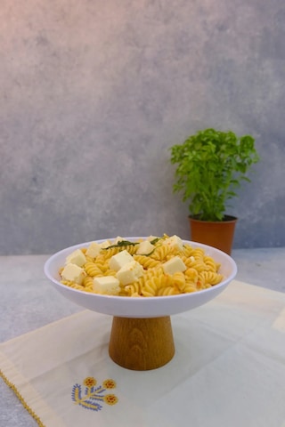 Macaroni Ahşap Ayaklı 22,5 Cm Melamin Servis Tabağı, Çukur Sunum