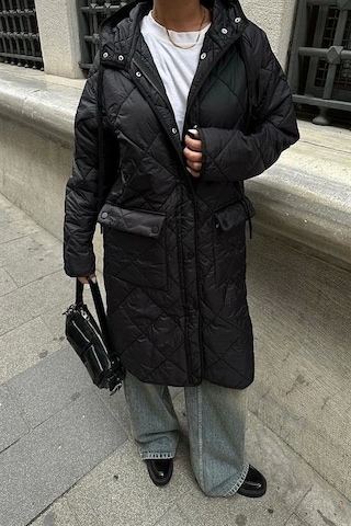 Fermuar Ve Kapşonlu Uzun Kapitone Mont 7062 Si Yah Siyah