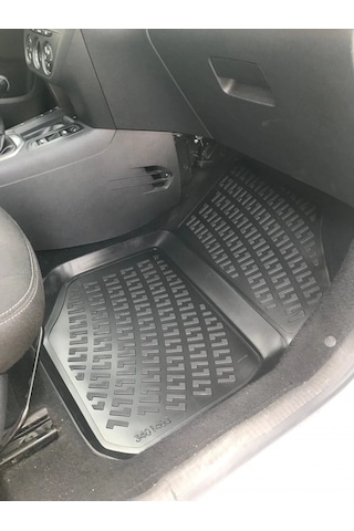 Peugeot 301 Sedan 2014 Havuzlu Paspas +zıwax Cilalı Yıkama 500 Ml