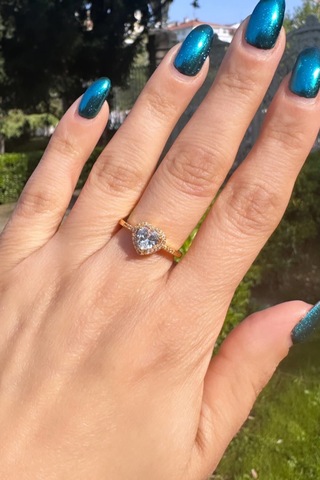 Taş Detaylı Gold Kalp Yüzük Gold