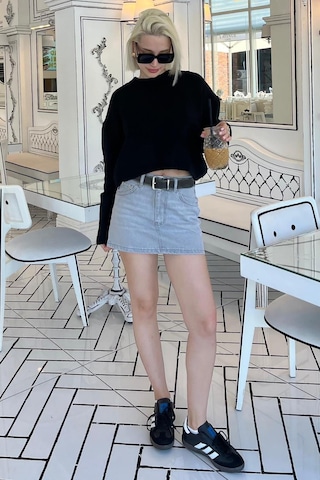 Madmext Siyah Bisiklet Yaka Crop Kadın Kazak Mg2166 Siyah