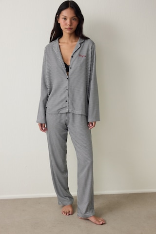 Penti Siyah Bonjour Ekoseli Nakış Detaylı Gömlek Yaka Pijama Takımı Pnwv2nwn25sk-bk3 Siyah