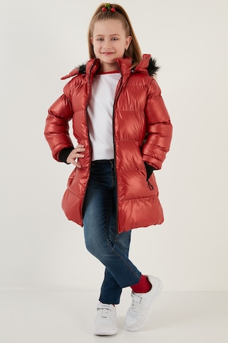 Lela Peluş Astarlı Yakası Suni Kürklü Çıkarılabilir Kapüşonlu Kışlık Kız Çocuk Mont 5761908 Kırmızı