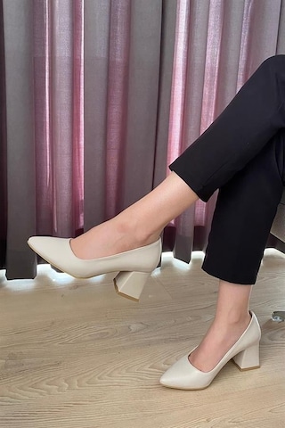 Kadın Krem Cilt 6,5 Cm Kalın Topuklu Stiletto Krem