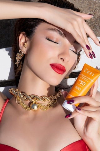 The Ceel Leke Karşıtı Tüm Ciltler Için Yüksek Korumalı Spf 50+ Güneş Kremi Glutatyon Etkili 50 ml