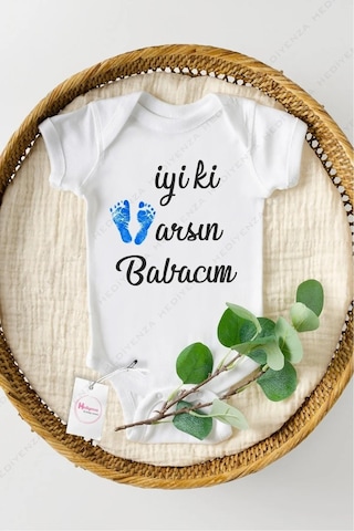 Hediyenza İyi ki Varsın Babacım Özel Tasarım Bebek Zıbın Pamuklu Çıtçıtlı Body Beyaz Hediyenza İyi ki Varsın Babacım Özel Tasarım Bebek Zıbın Pamuklu Çıtçıtlı Body Beyaz
