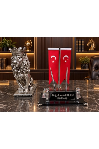 Kişiye Özel Çift Kalemli Kristal Masa İsimliği Türk Bayraklı Taçlı Aslan Figürlü 3 Parça Gri