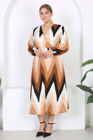 Mooi Xxl Kadın Kahve Zigzag Desen Kruvaze Yaka Balon Kol Maxi Boy Bürümcük Elbise Kahverengi