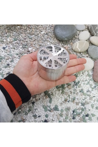 Gri 63 MM 4 Katlı Grinder Herbal Öğütücüsü Parçalayıcı  Rb83slv