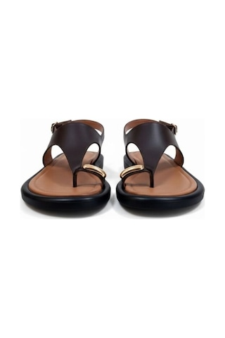 Ne&ve Shoes Kahve Hakiki Deri Aksesuar Detaylı Parmak Arası Kadın Arkadan Tokalı Sandalet Kahverengi