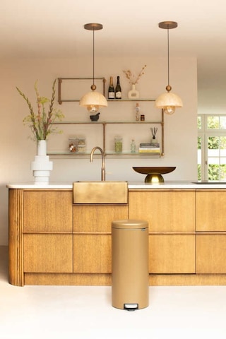 Brabantia Newıcon Warm Brass Pedallı Çöp Kutusu 30lt Bakır