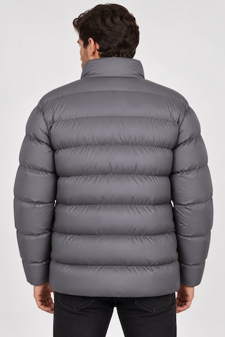 M9650 Dewberry Erkek Puffer Mont-düz Gri