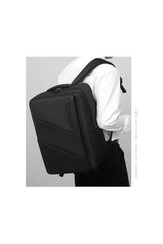 Novahub Sones Usb Şarjlı 17 Laptop Çanta, Su Geçirmez Siyah Siyah