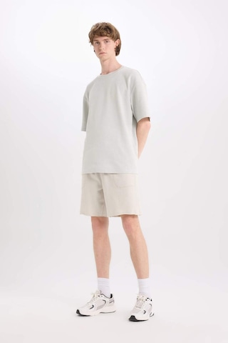 DeFacto %100 Pamuk Slim Fit Dar Kesim Dar Paça Cepli Basic Düz Şort B8673AX25SMGR437