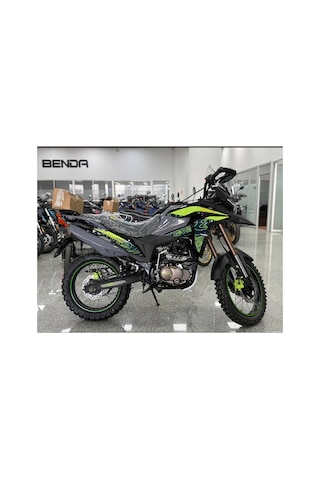 Yuki Crossover 125 CC Motosiklet Gri