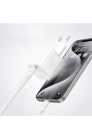 Wiwu Wi-g014 Cube Serisi Gan Tech Pd Hızlı Şarj Özellikli Mini Şarj Başlığı 20w Beyaz