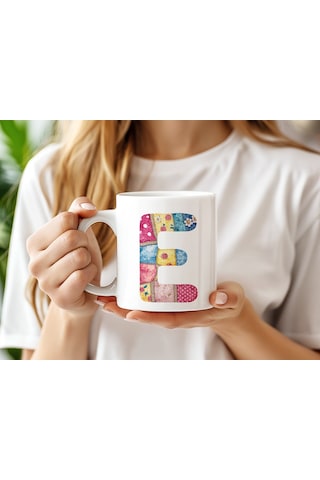 E Harfli Retro Çiçekli Kupa Bardak - Patchwork Tarz Yamalı Desenli İsme Özel Kupa - Hediye 07 Beyaz
