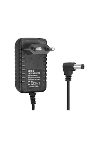 5 Volt- 2 Amper - 10 Watt 5.5 2.5 Mm Düz Uçlu Priz Tipi Adaptör