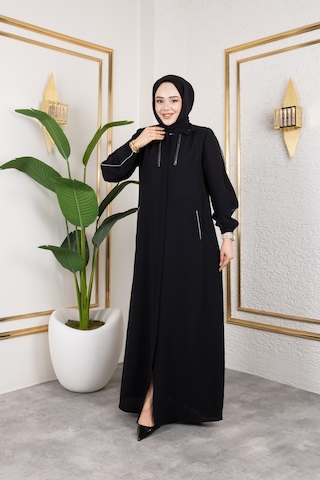 Biyeli Şerit Metal Aksesuar Detaylı Ferace / Siyah - F0144 Siyah