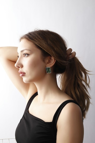 Matya Gümüş Kaplama Çivili Yeşil Taşlı Model Küpe Gümüş